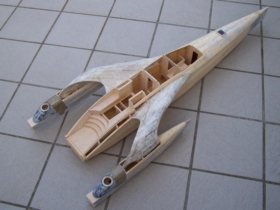 maquette Trimaran Earthrace